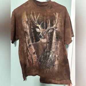 The Mountain Deer Graphic T-Shirt Adult Sz M